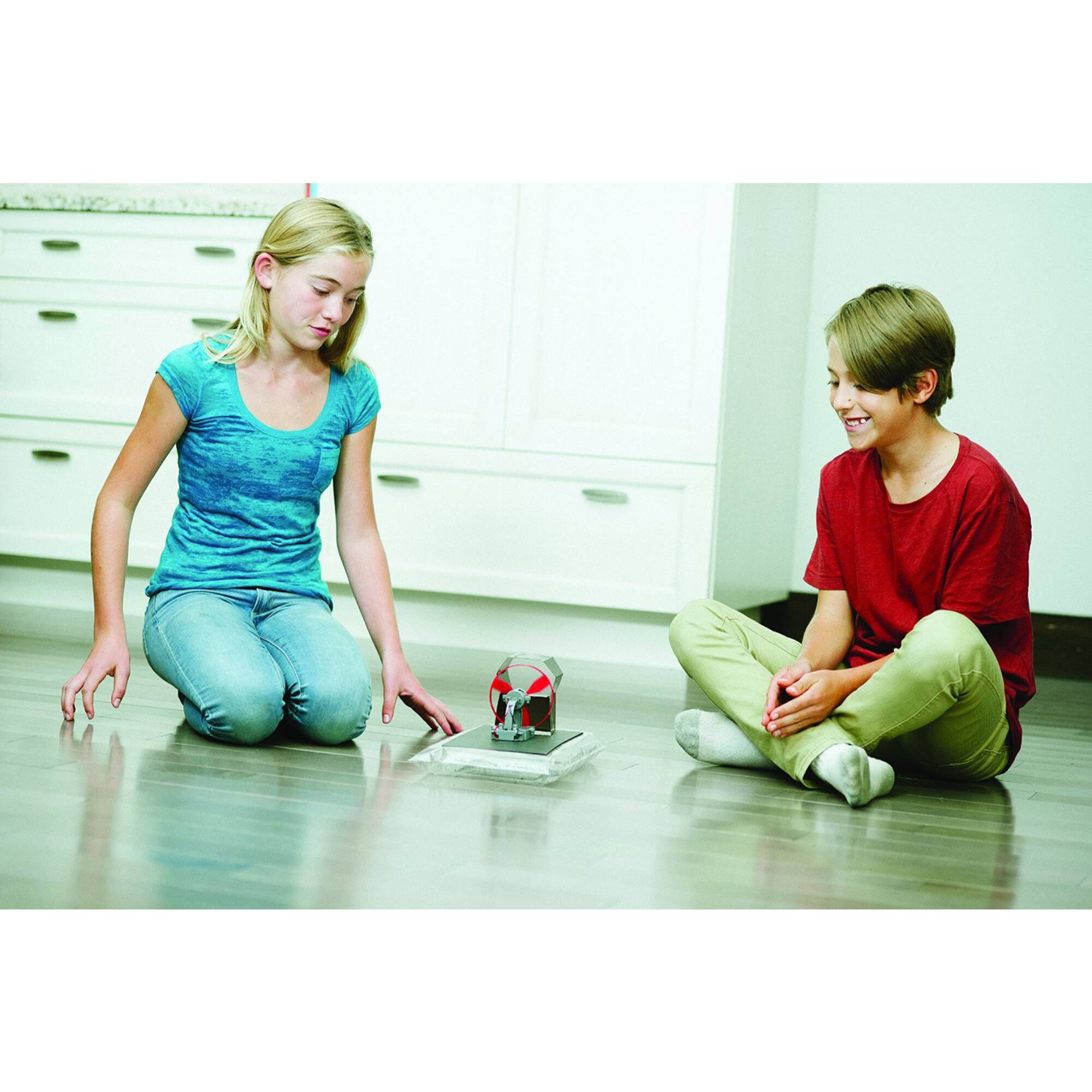 Toysmith® 4M Hover Racer Science STEM Kit